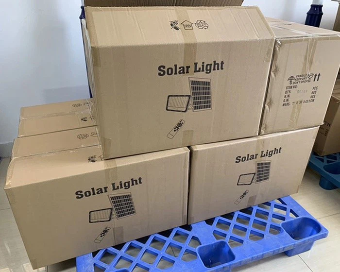 Solar Powered Wireless Flood Lights for sale